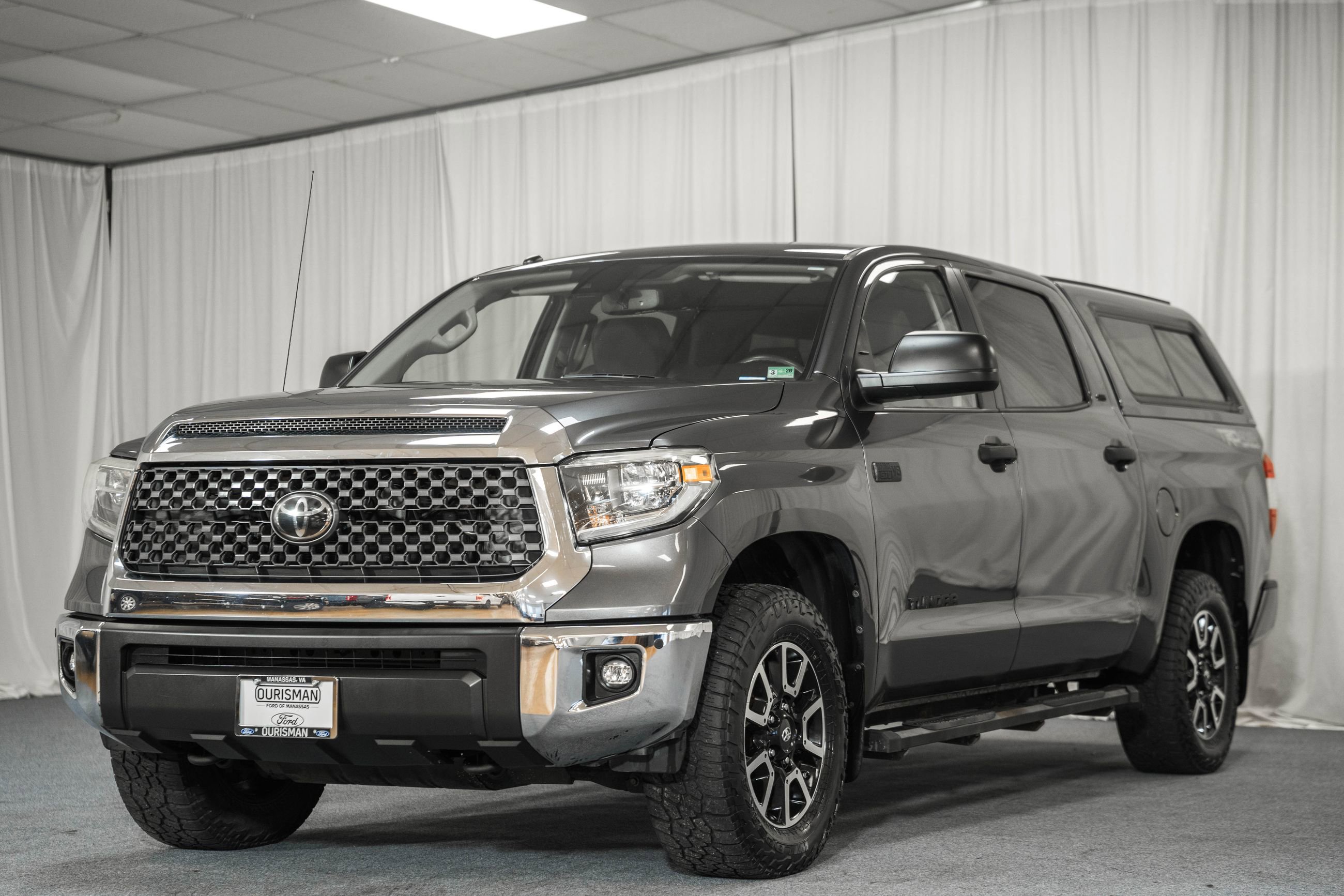 Used 2018 Toyota Tundra SR5 image 3