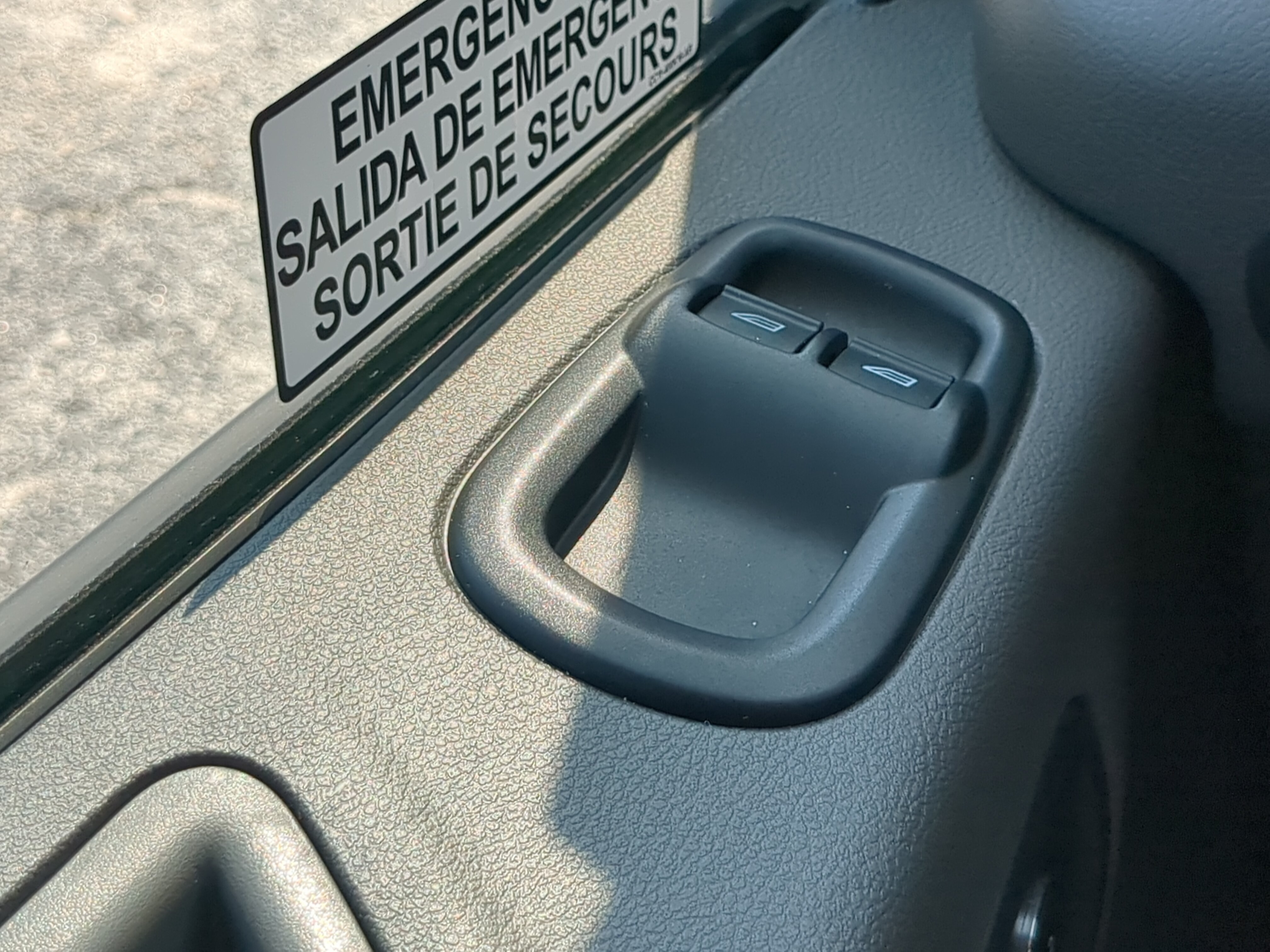 Certified 2025 Ford Transit 350 XLT RWD image 21