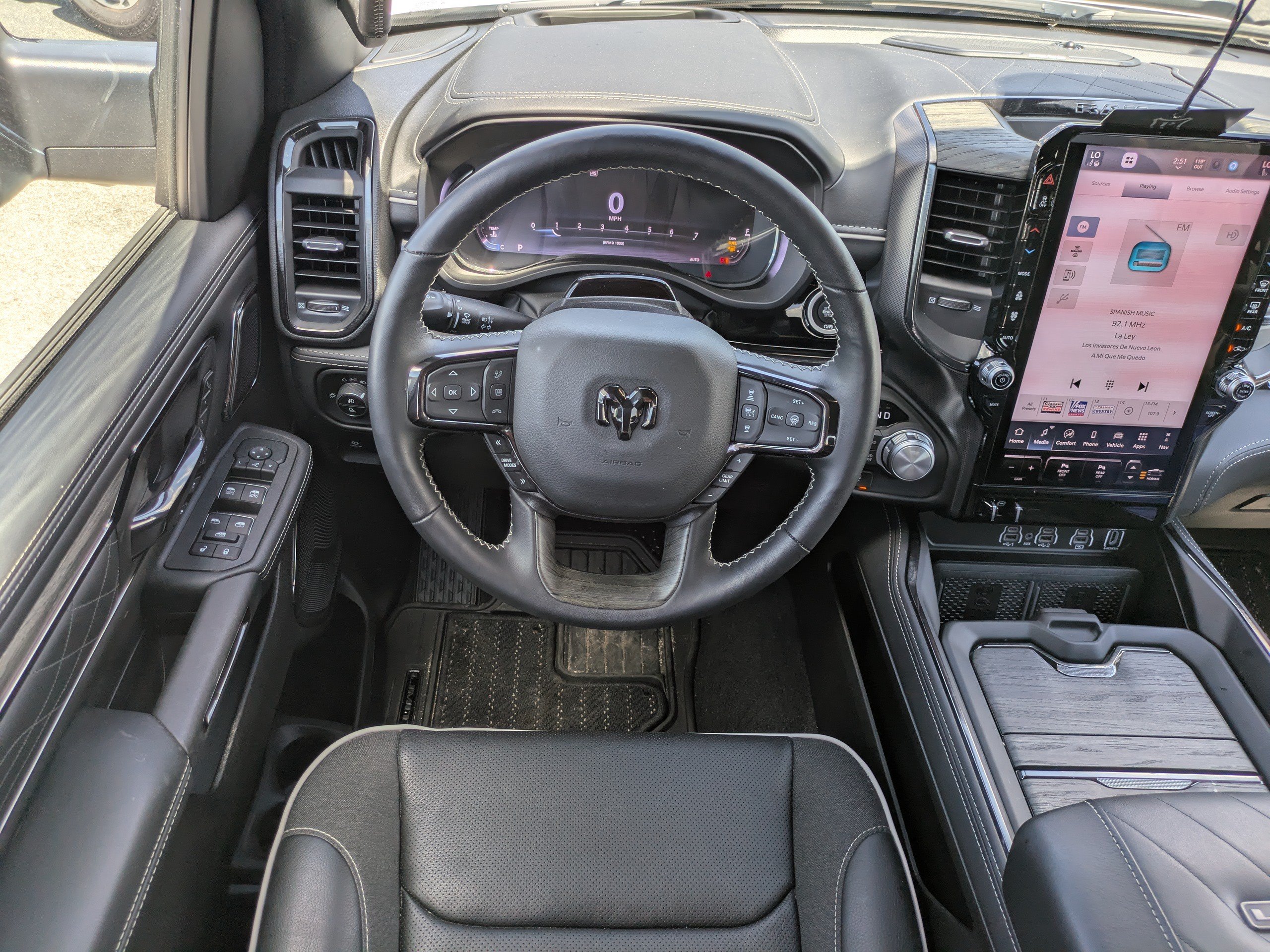 Used 2026 RAM 1500 Limited AWD/4WD image 15