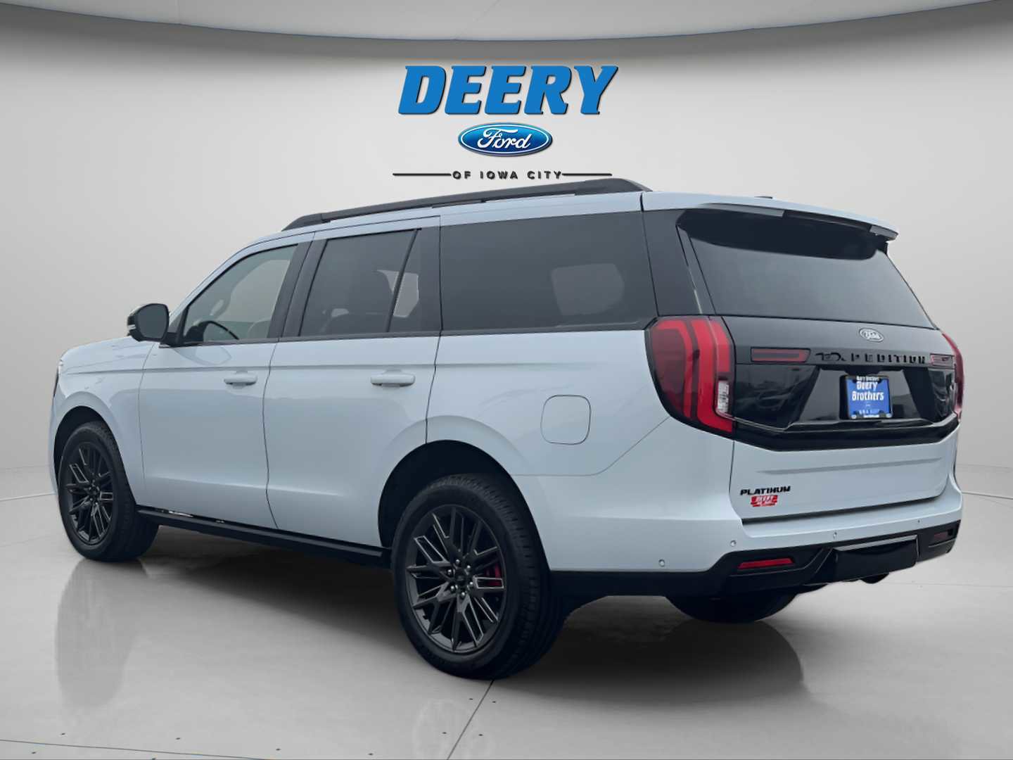 Certified 2025 Ford Expedition Platinum w/ Stealth Performance Package image 3