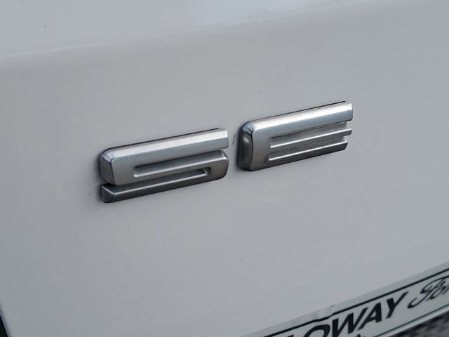 Certified 2022 Ford Escape SE image 10