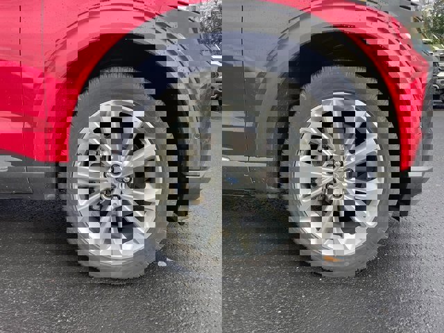 Certified 2021 Ford Explorer Platinum w/ Equipment Group 601A image 11