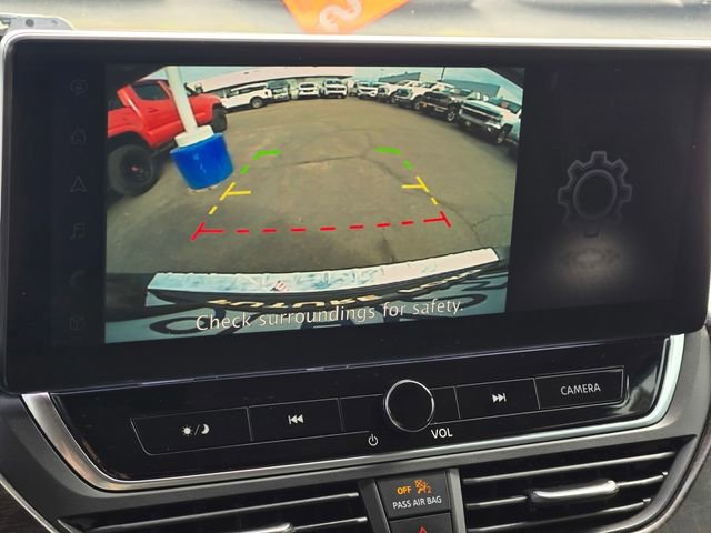 Used 2023 Nissan Altima 2.5 SV w/ SV Premium Package image 15