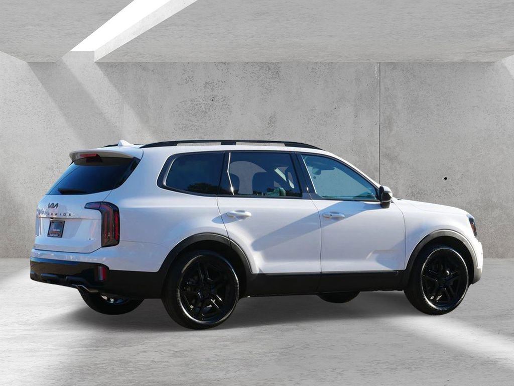 Used 2025 Kia Telluride EX X-Line AWD/4WD image 3