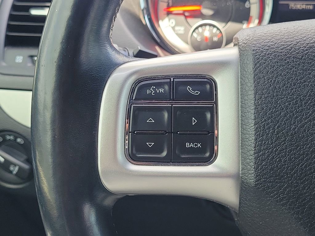 Used 2018 Dodge Grand Caravan GT image 25