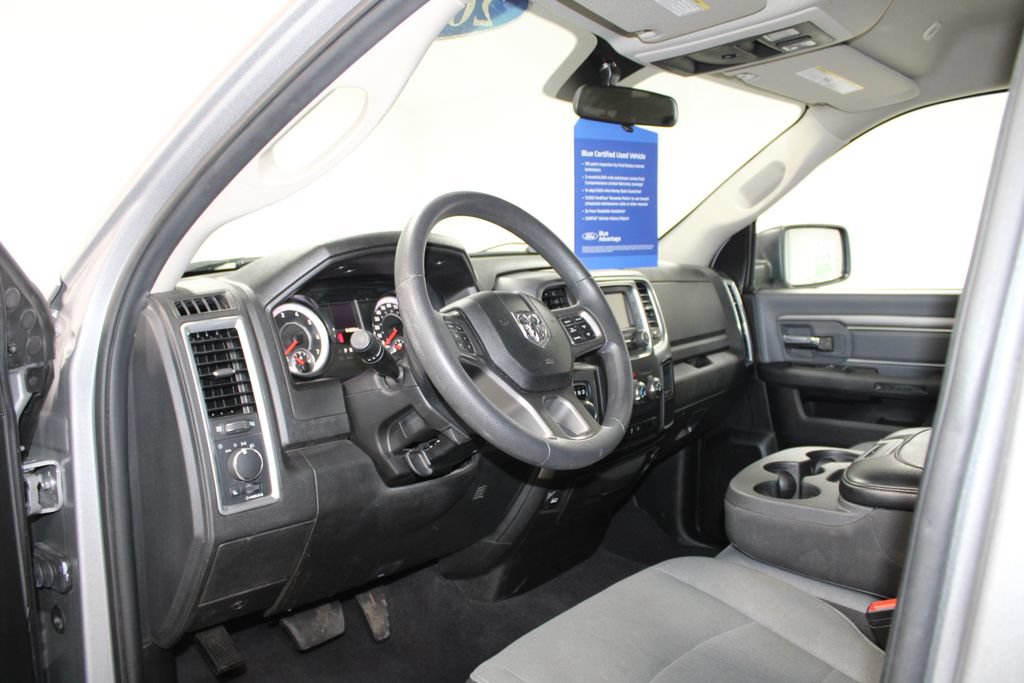 Used 2024 RAM 1500 Classic SLT AWD/4WD image 20