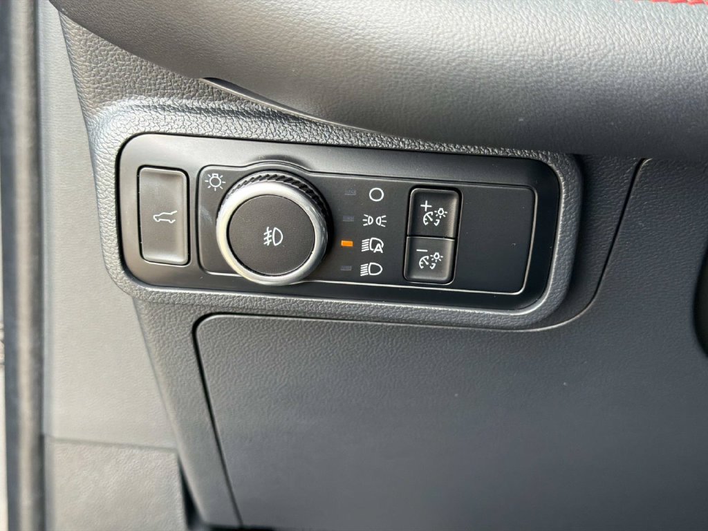 Certified 2025 Ford Explorer ST-Line w/ Premium Package RWD image 23