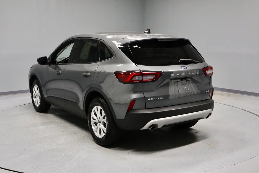 Certified 2025 Ford Escape Active AWD/4WD image 8