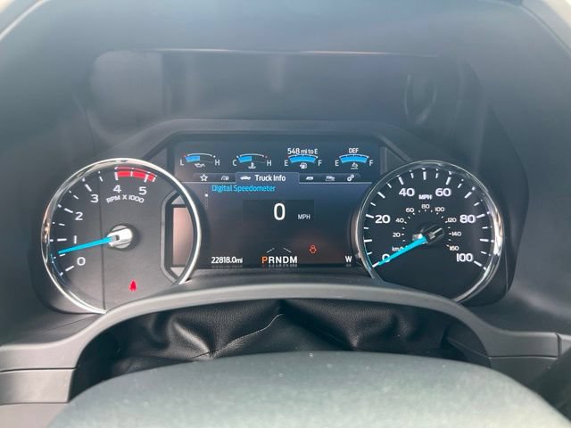 Certified 2022 Ford F350 Lariat w/ Black Appearance Package AWD/4WD image 12