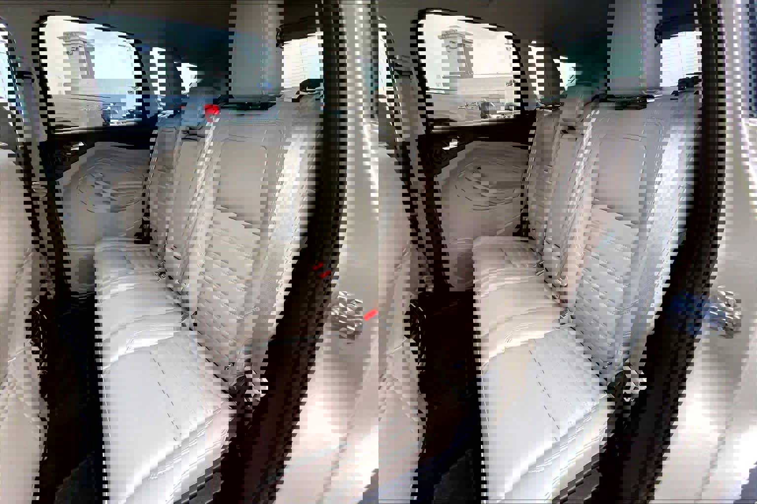 Certified 2018 Ford Escape SE w/ Ford Safe & Smart Package AWD/4WD image 19