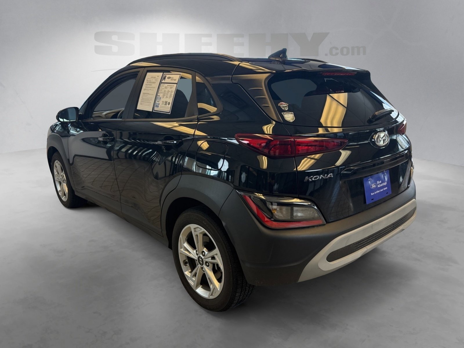 Used 2022 Hyundai Kona SEL image 3