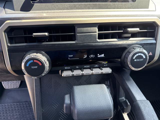 Used 2026 Toyota Tacoma SR5 AWD/4WD image 9