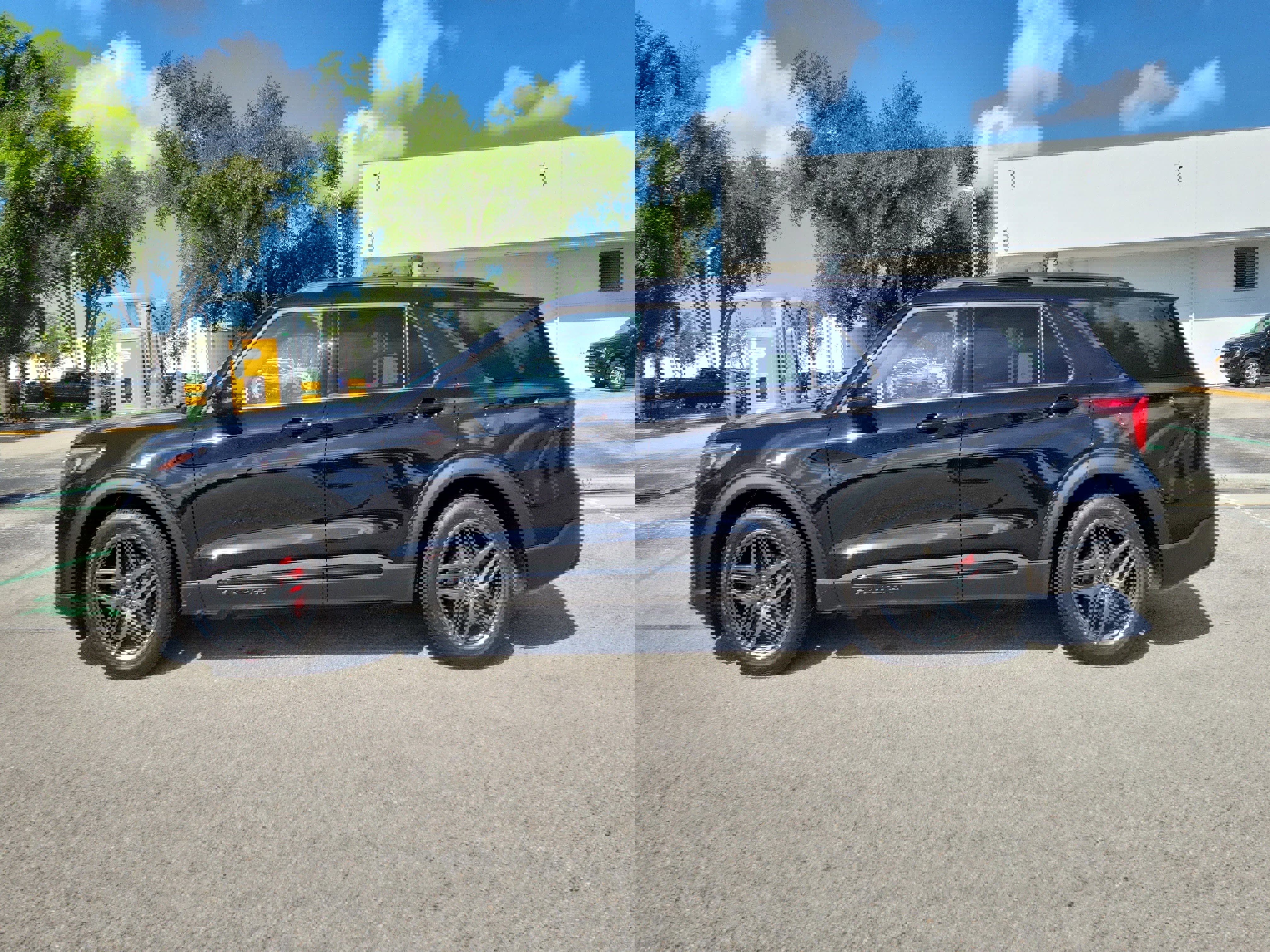 Certified 2025 Ford Explorer ST w/ Sun And Sound Package image 5