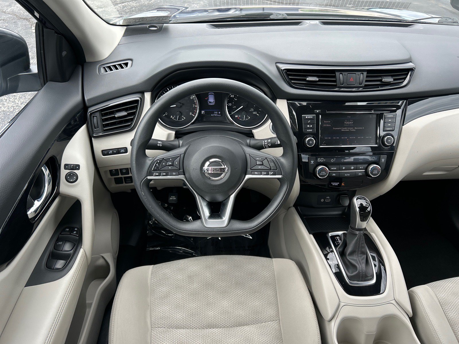 Used 2020 Nissan Rogue Sport SV AWD/4WD image 5