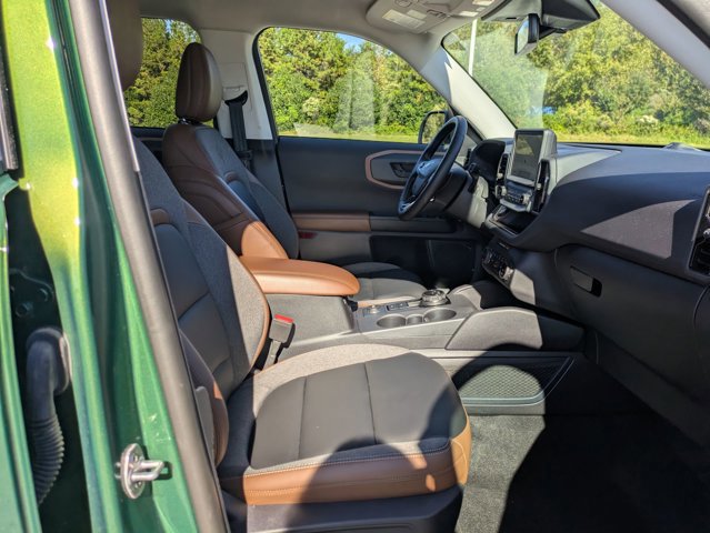 Certified 2024 Ford Bronco Sport Outer Banks w/ Tech Package image 36