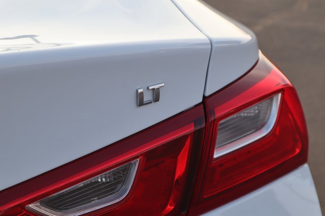 Used 2023 Chevrolet Malibu LT image 14