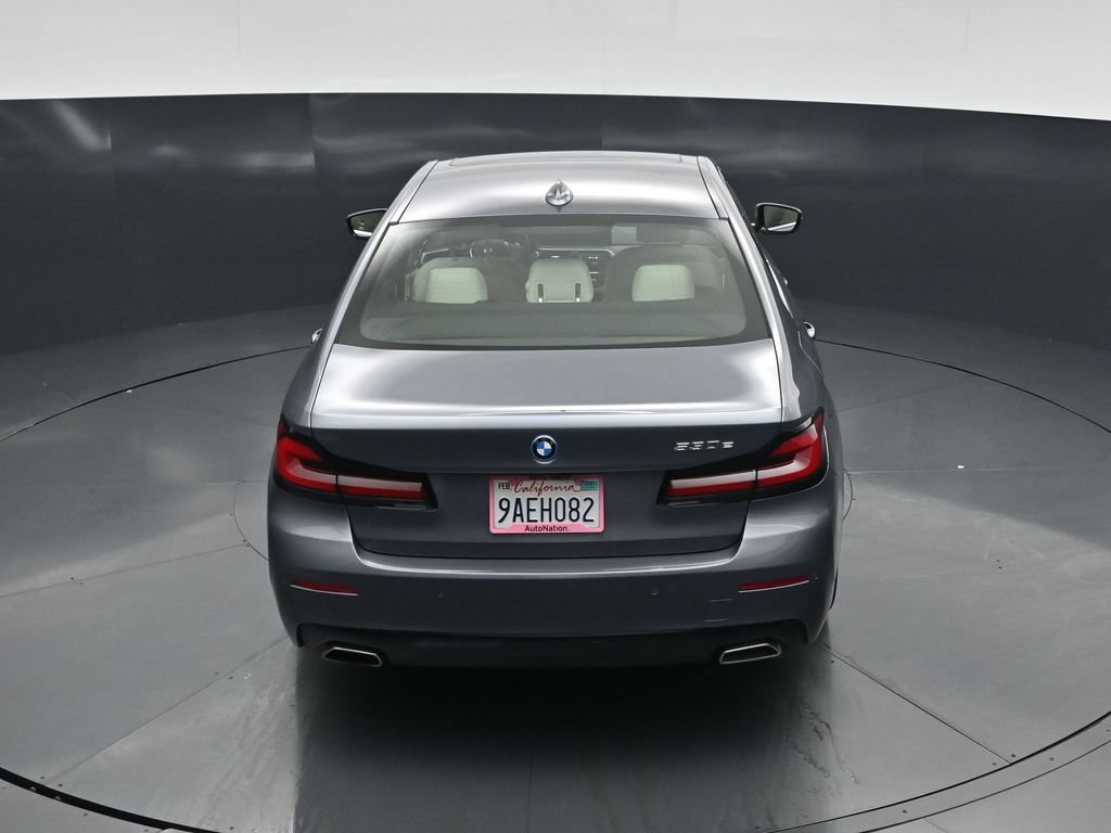 Used 2022 BMW 530e w/ Convenience Package RWD image 39