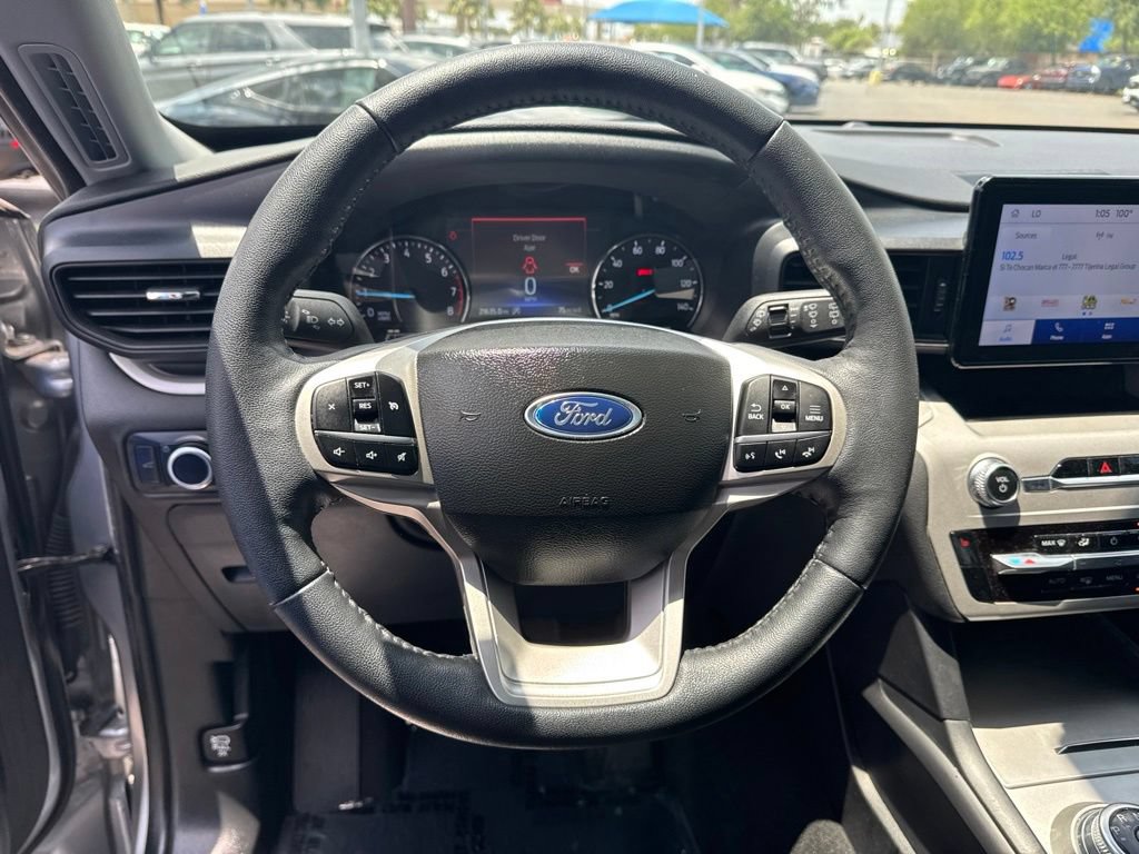 Certified 2023 Ford Explorer XLT RWD image 12