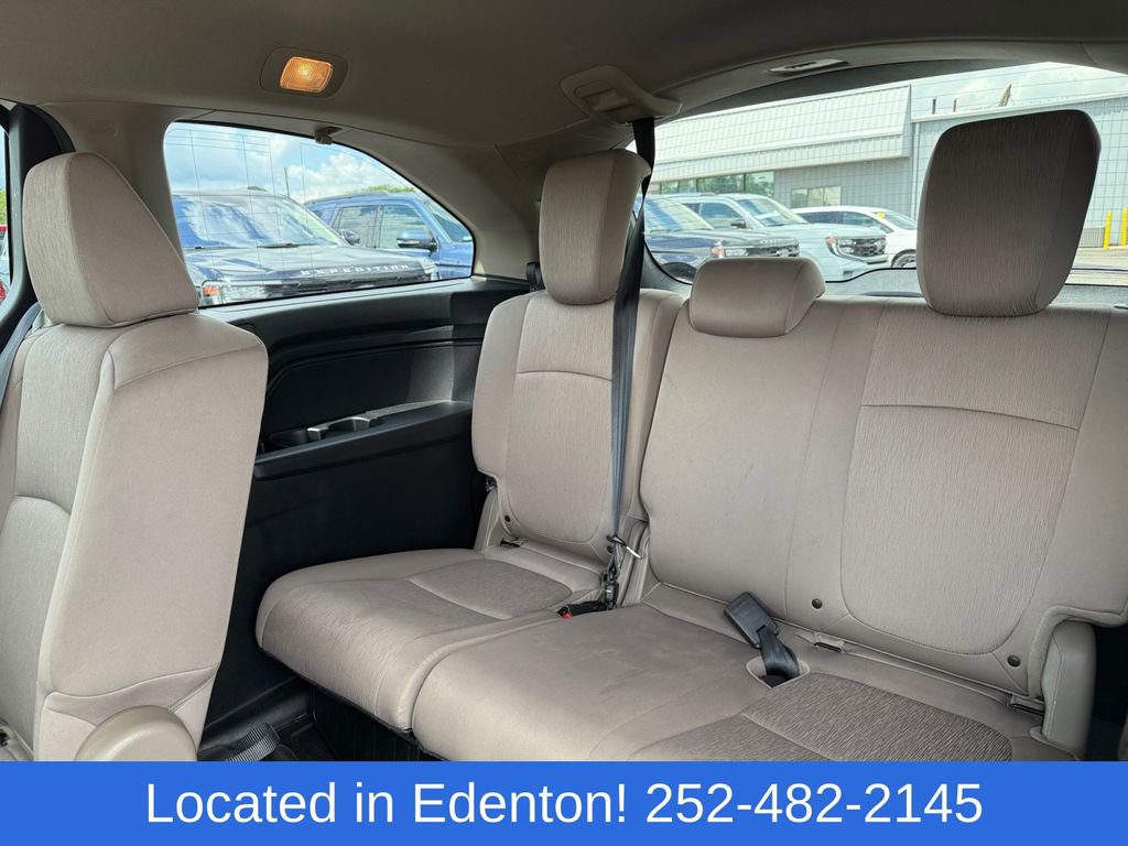 Used 2019 Honda Odyssey LX image 17
