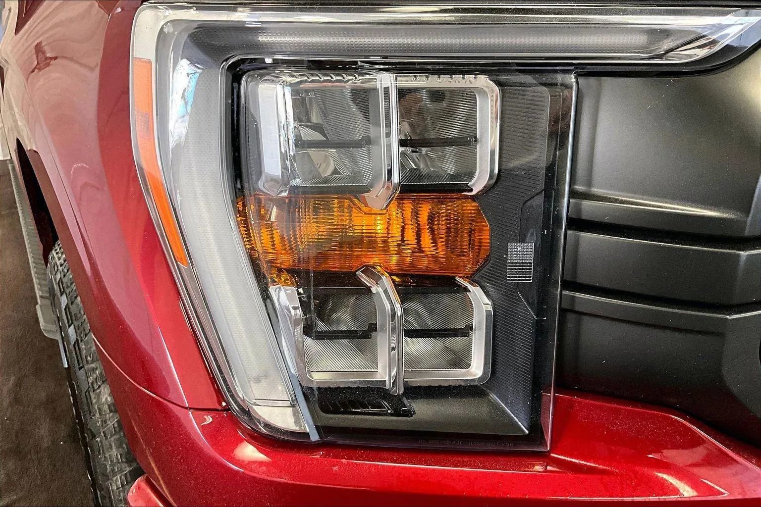 Certified 2022 Ford F150 XLT w/ Equipment Group 302A High image 27