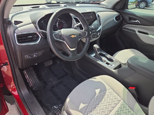 Used 2023 Chevrolet Equinox LT FWD image 11
