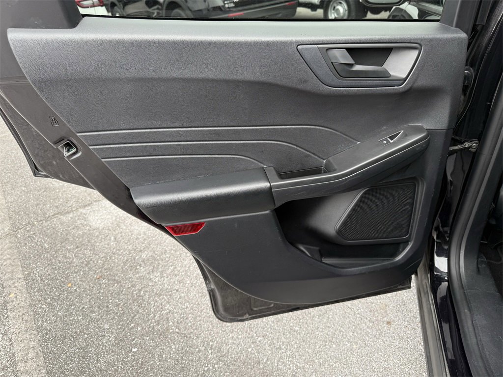 Certified 2022 Ford Escape SE w/ SE Sport Appearance Package image 29