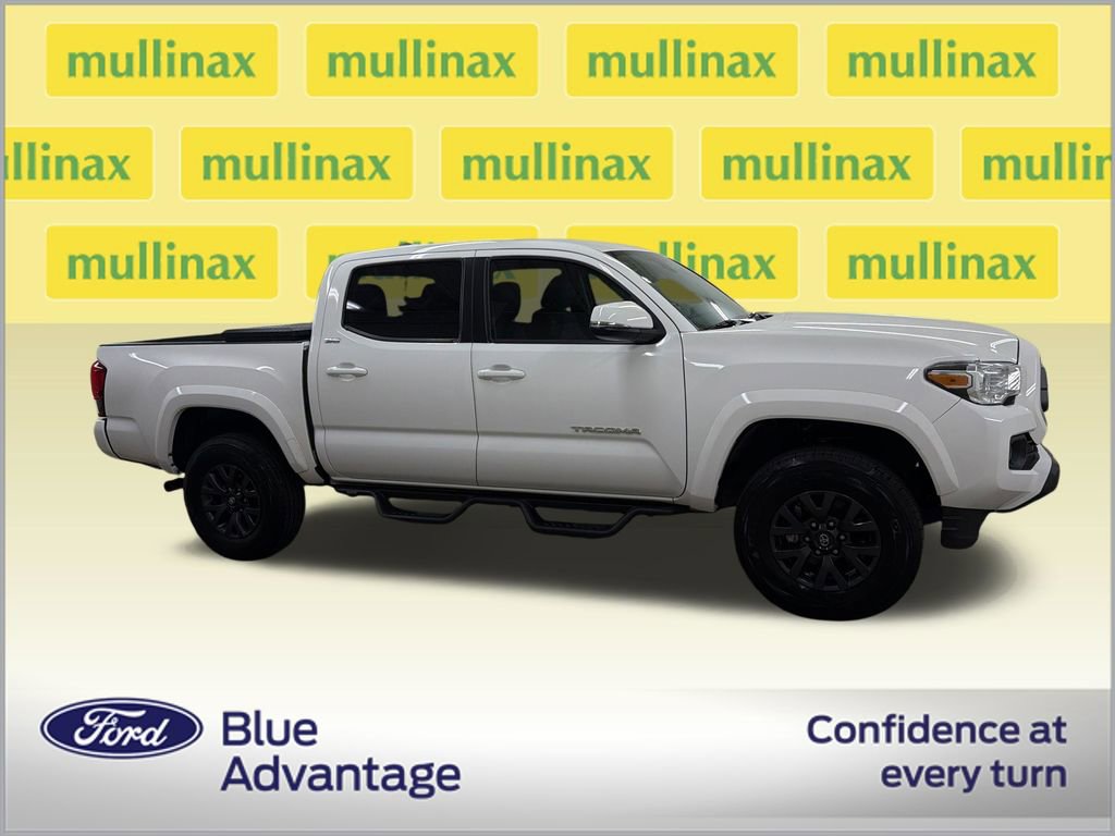 Used 2023 Toyota Tacoma SR5 w/ Technology Package RWD image 2