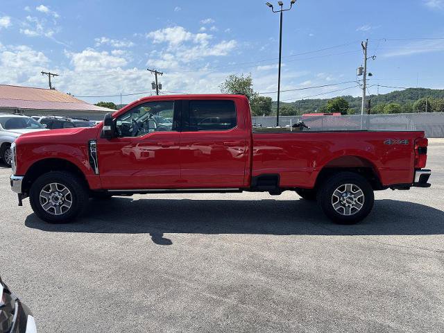 Certified 2024 Ford F350 Lariat w/ Lariat Ultimate Package AWD/4WD image 3