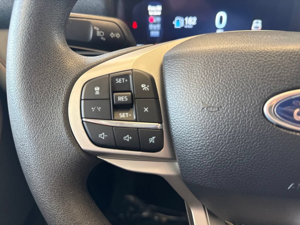Certified 2026 Ford Explorer Active AWD/4WD image 17