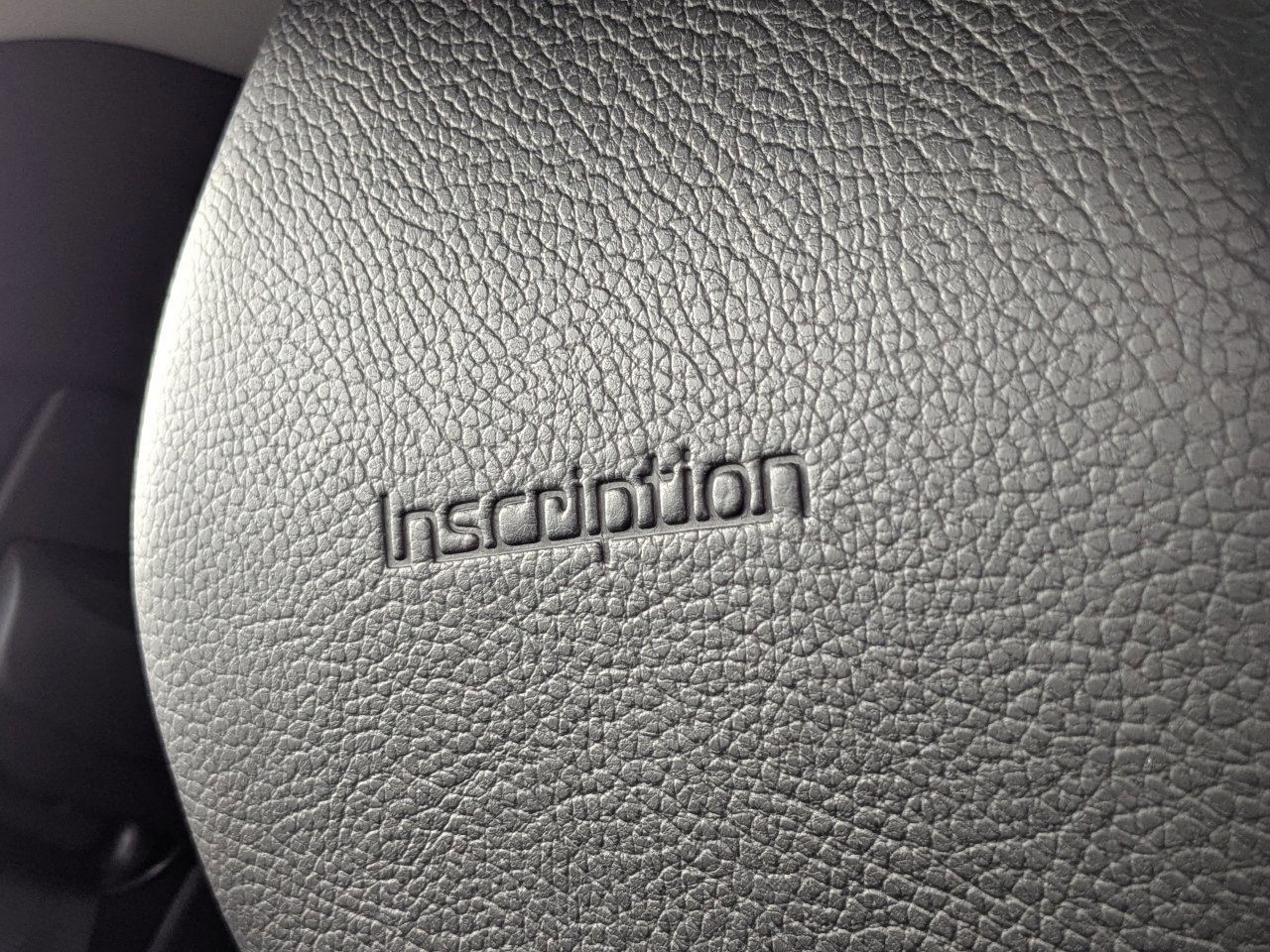 Used 2019 Volvo XC60 T5 Inscription w/ Protection Package image 31