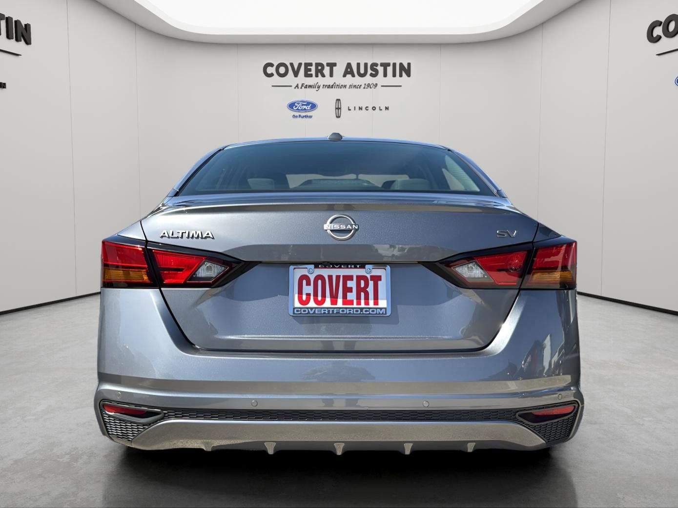 Used 2024 Nissan Altima 2.5 SV image 4