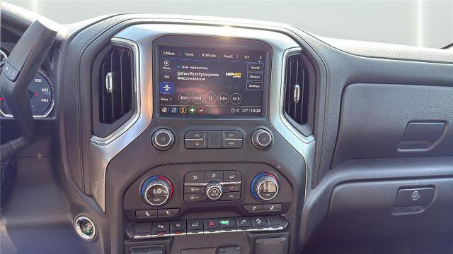 Used 2021 Chevrolet Silverado 1500 LT Trail Boss w/ Convenience Package II image 18