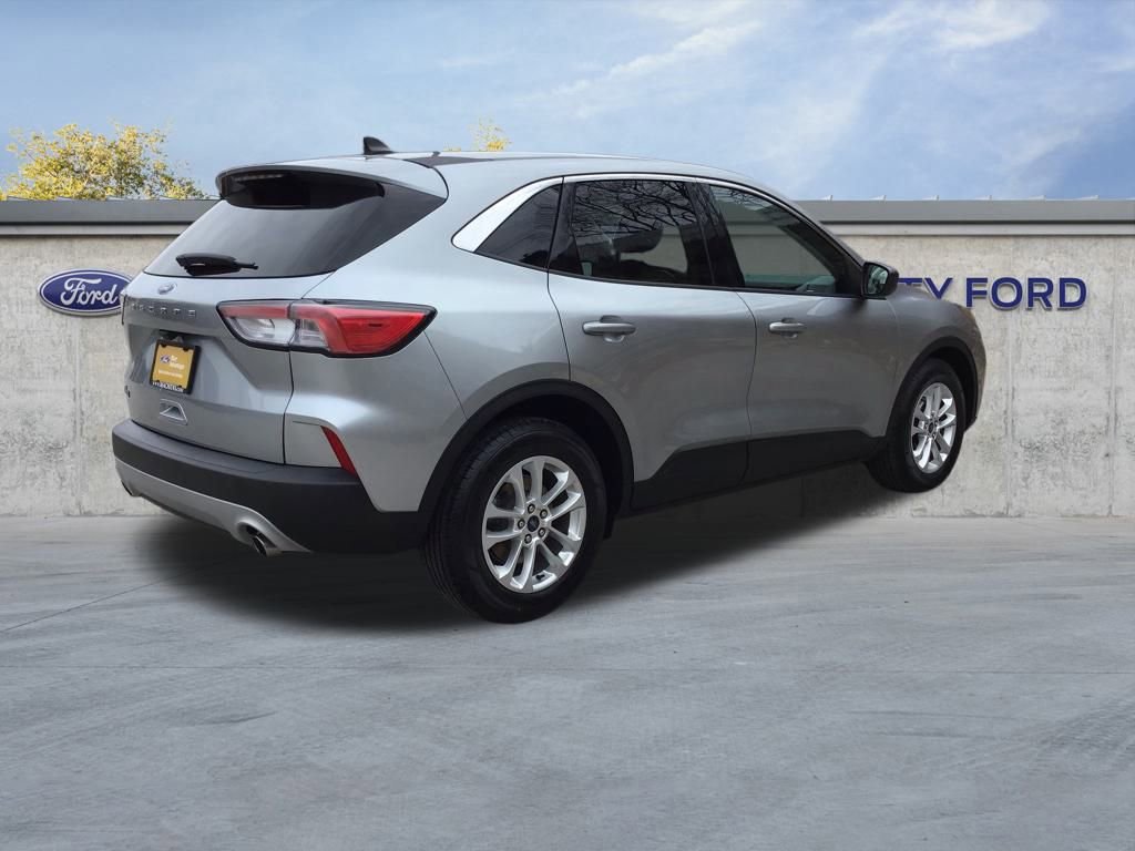 Certified 2022 Ford Escape SE image 5