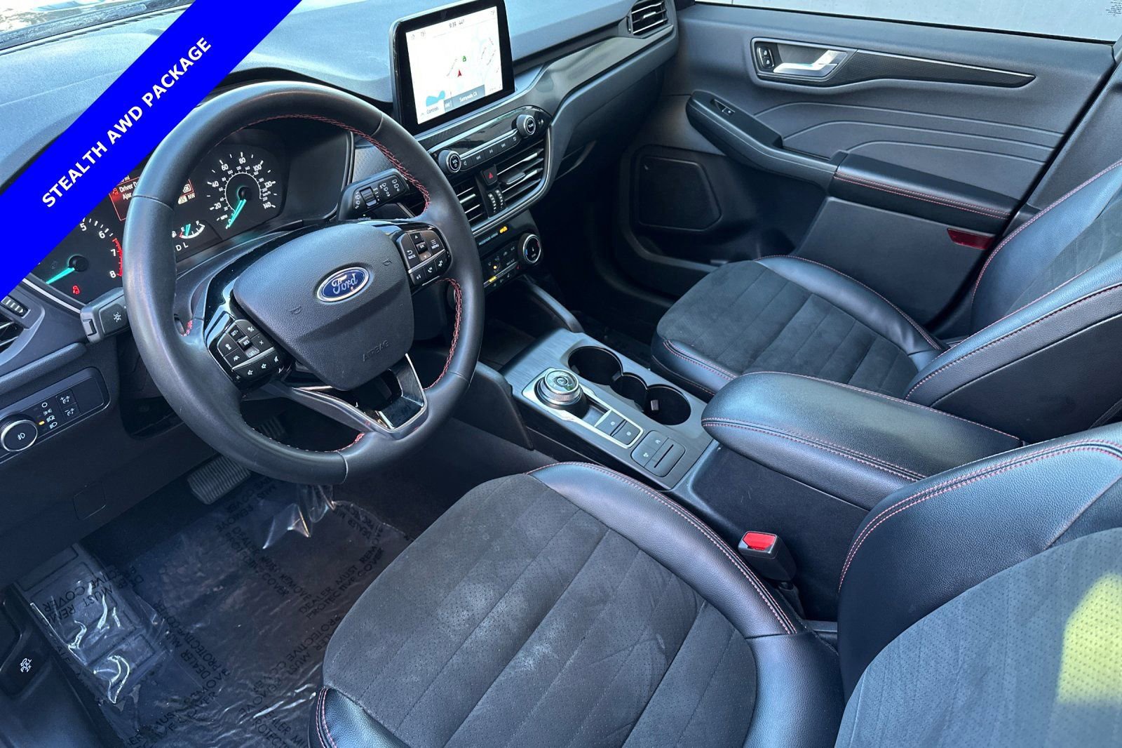 Certified 2022 Ford Escape SEL w/ SEL Stealth AWD Package image 11