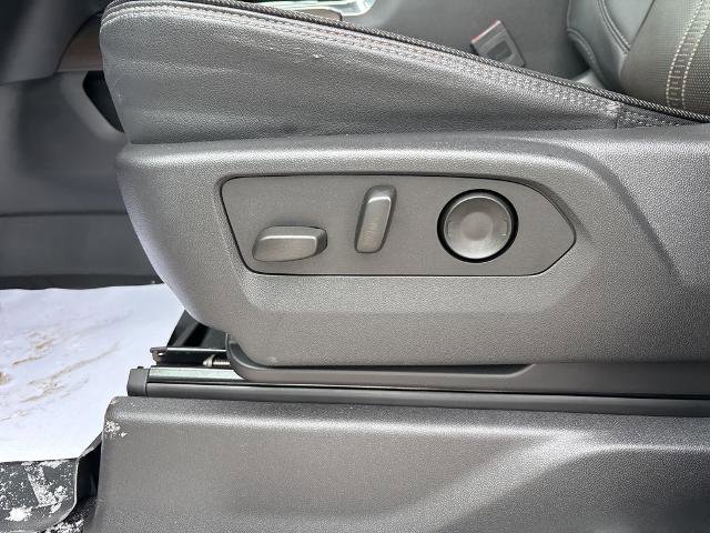 Used 2025 Chevrolet Silverado 3500 High Country w/ High Country Premium Package image 11