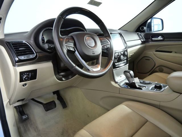 Used 2021 Jeep Grand Cherokee Overland image 16