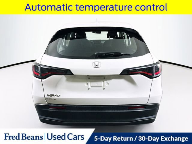 Used 2023 Honda HR-V LX image 4