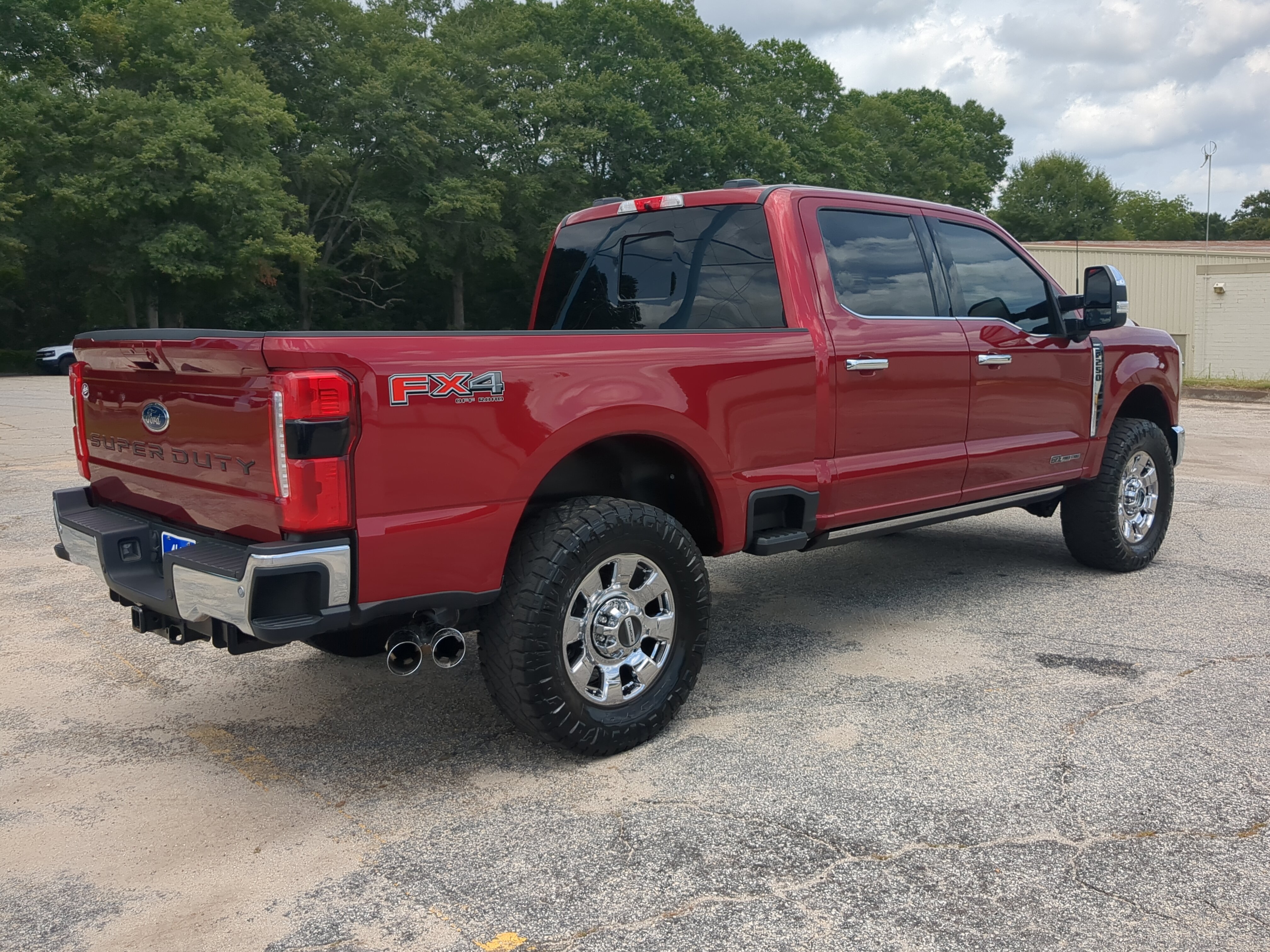 Certified 2025 Ford F250 Lariat w/ Lariat Ultimate Package AWD/4WD image 3