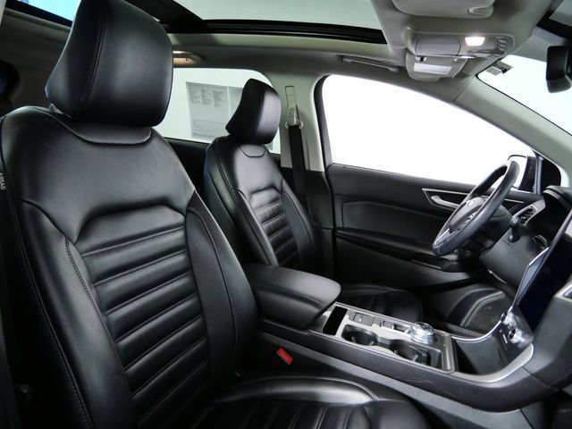 Certified 2024 Ford Edge SEL w/ Convenience Package AWD/4WD image 11