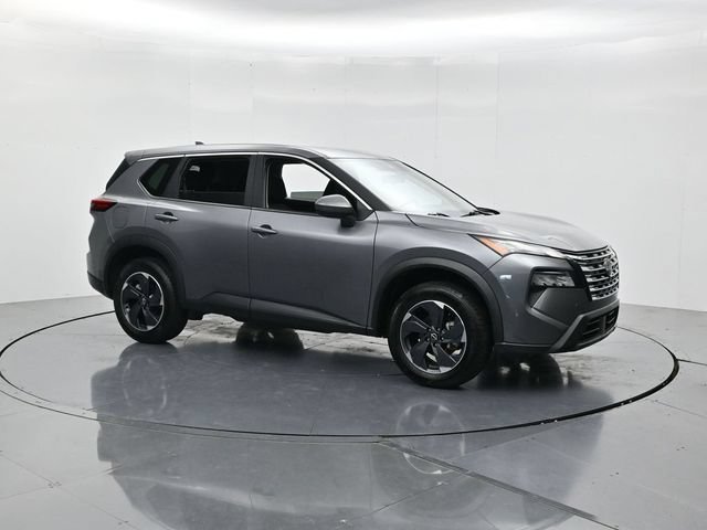 Used 2024 Nissan Rogue SV AWD/4WD video 3