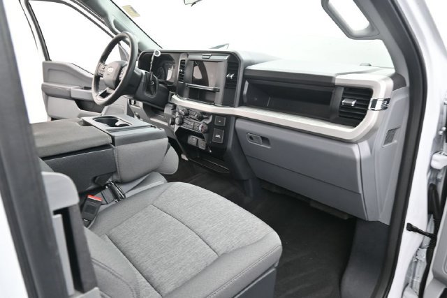 Certified 2025 Ford F350 XL w/ STX Appearance Package AWD/4WD image 31