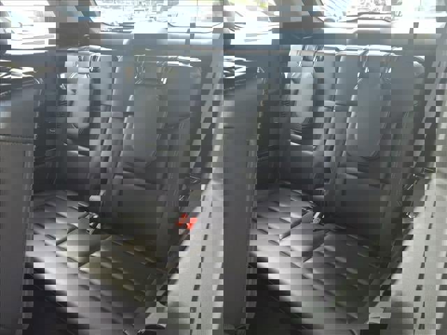 Certified 2021 Ford Explorer XLT w/ Equipment Group 202A image 19