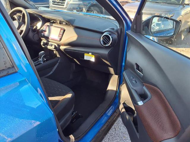 Used 2024 Nissan Kicks SR image 28