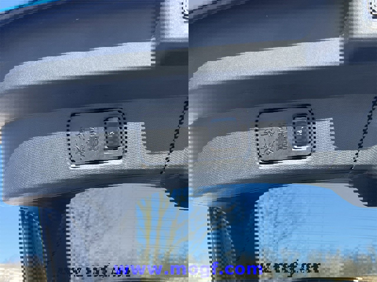 Certified 2021 Ford Mustang Mach-E GT w/ GT Performance Edition image 29