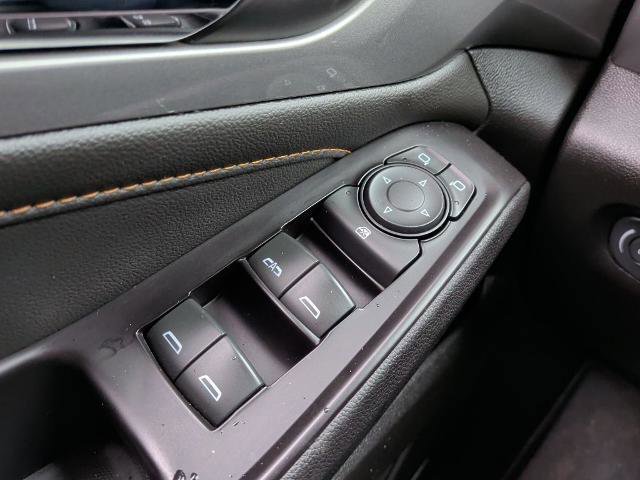 Used 2020 Chevrolet Traverse LT w/ LT Premium Package image 25