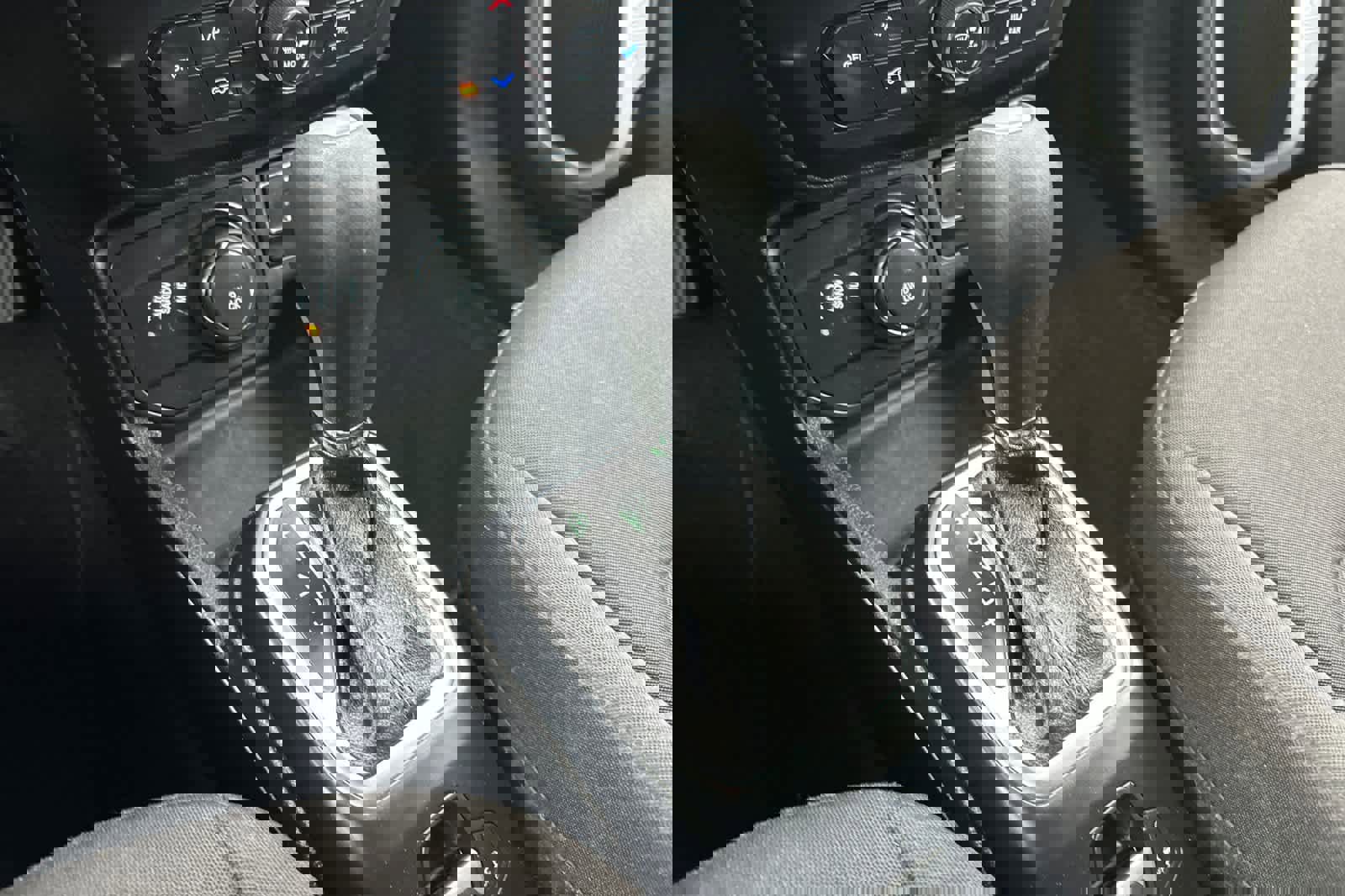 Used 2018 Jeep Renegade Latitude w/ Popular Equipment Group image 21