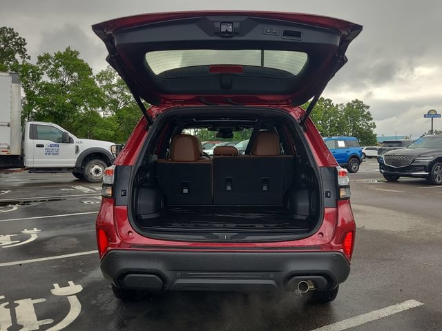 Used 2025 Subaru Forester Touring AWD/4WD image 14