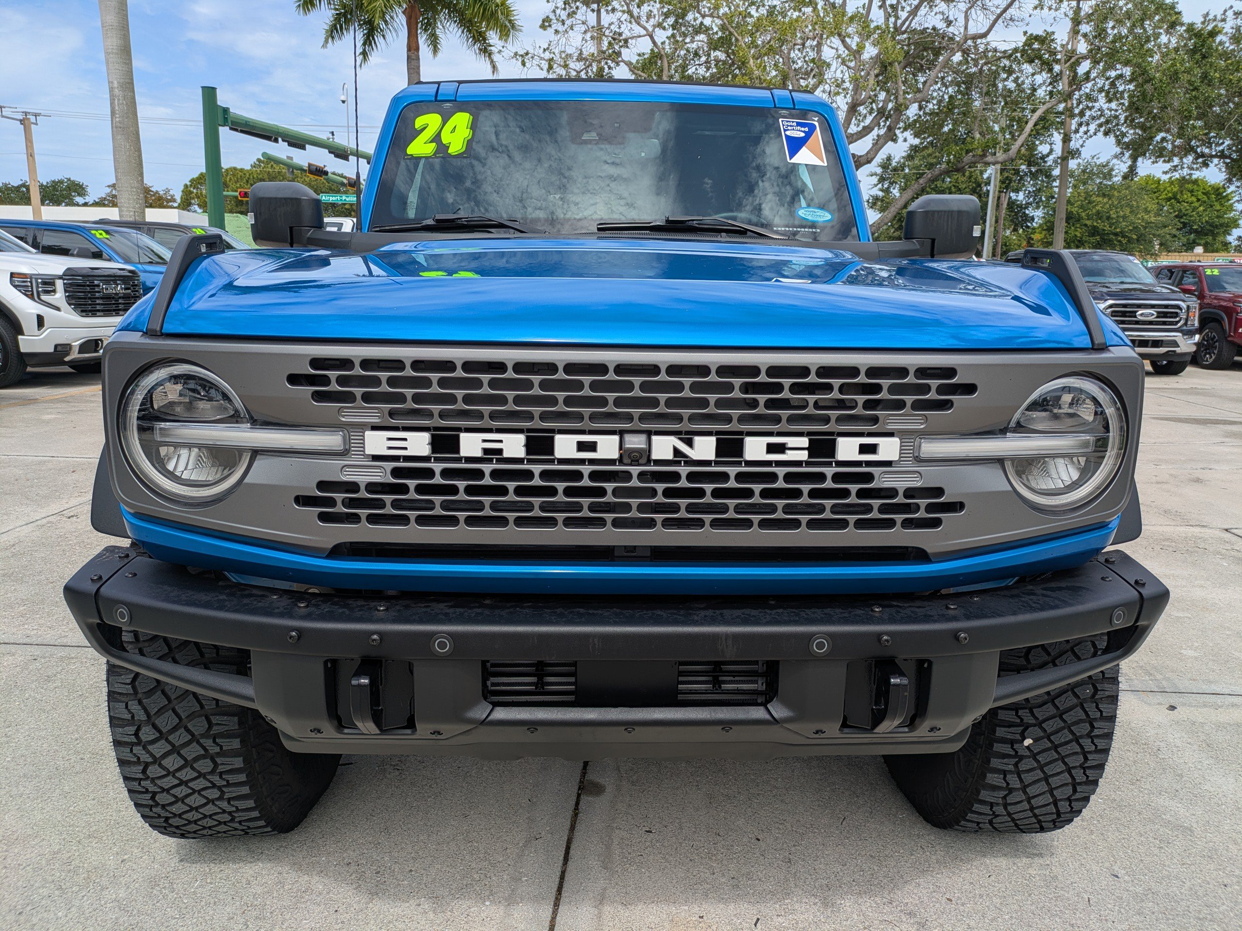 Certified 2024 Ford Bronco Badlands AWD/4WD image 8