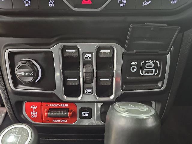 Used 2018 Jeep Wrangler Unlimited Rubicon AWD/4WD image 26