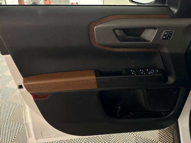 Certified 2025 Ford Bronco Sport Outer Banks w/ Outer Banks Tech Package+ AWD/4WD image 16